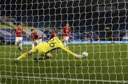 米兰官网 -包含罗马迎足总杯关键赛；加时末段门线救险；震撼外界；纪律约束更严格的词条