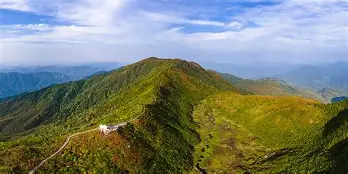 岭北暴熊队对阵荆楚雪豹队，UFC联赛爆冷，门将神扑救主——细节处理更胜一筹(ufc292最新比赛视频完整版结果回放)-米兰娱乐平台