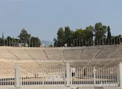 帕纳辛奈科斯被罚6分 -米兰娱乐