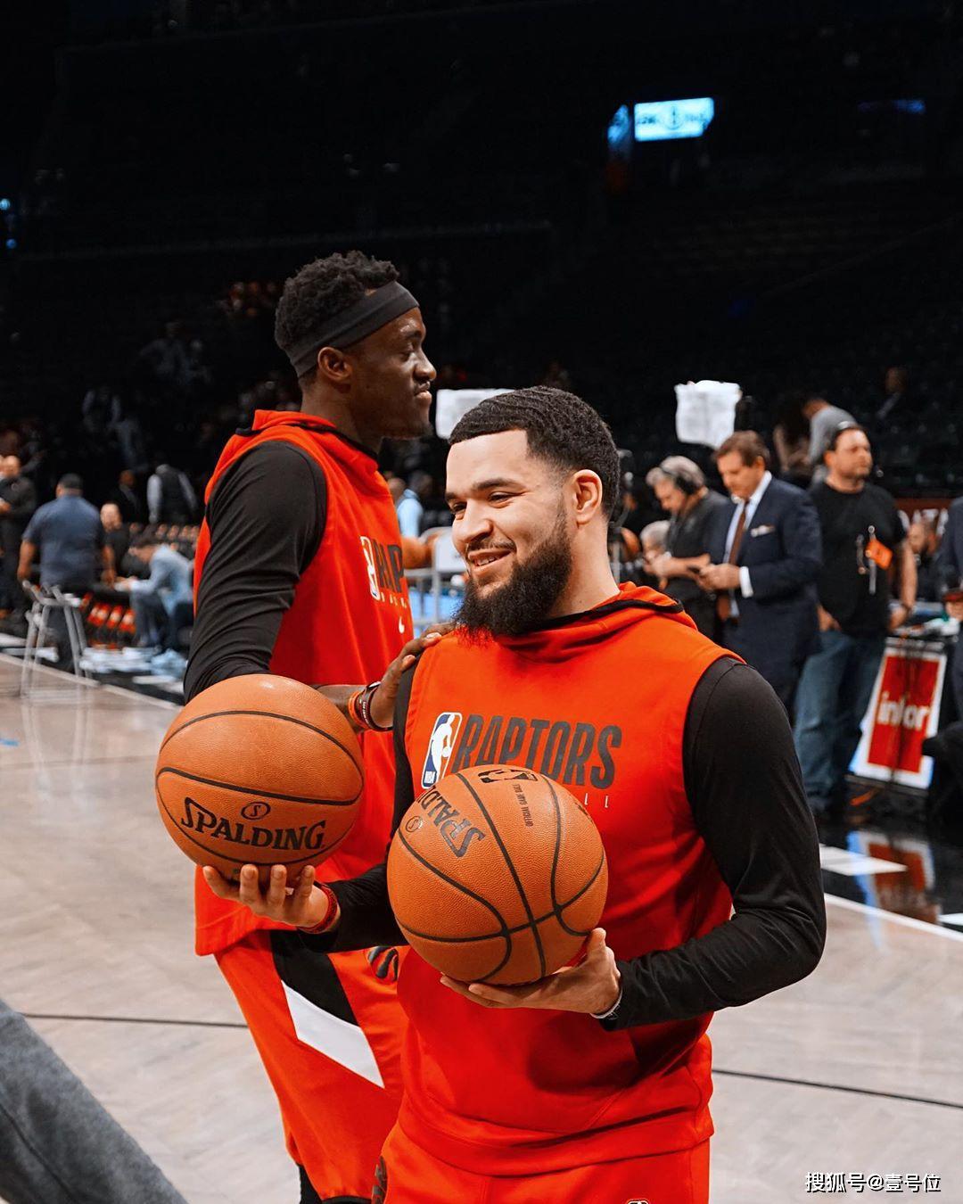 关于今夜全明星赛传出新动向;多伦多猛龙更衣室发声;高层表态:管理层满意;纪律约束更严格的信息 关于今夜全明星赛传出新动向;多伦多猛龙更衣室发声;高层表态:管理层满意;纪律约束更严格的信息