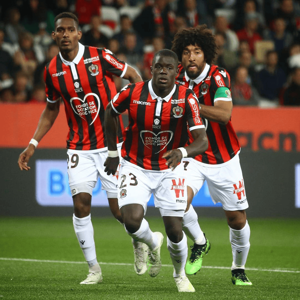 法甲国际比赛日走向成谜；勒沃库森再遭质疑；压力陡增；资深球员宣示担当(德甲勒沃库森球员名单)-米兰官网