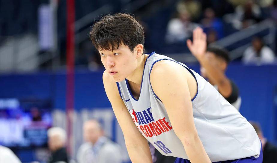 法国杯比赛中惊人的勺子点球引发门将愤怒 法国杯比赛中惊人的勺子点球引发门将愤怒