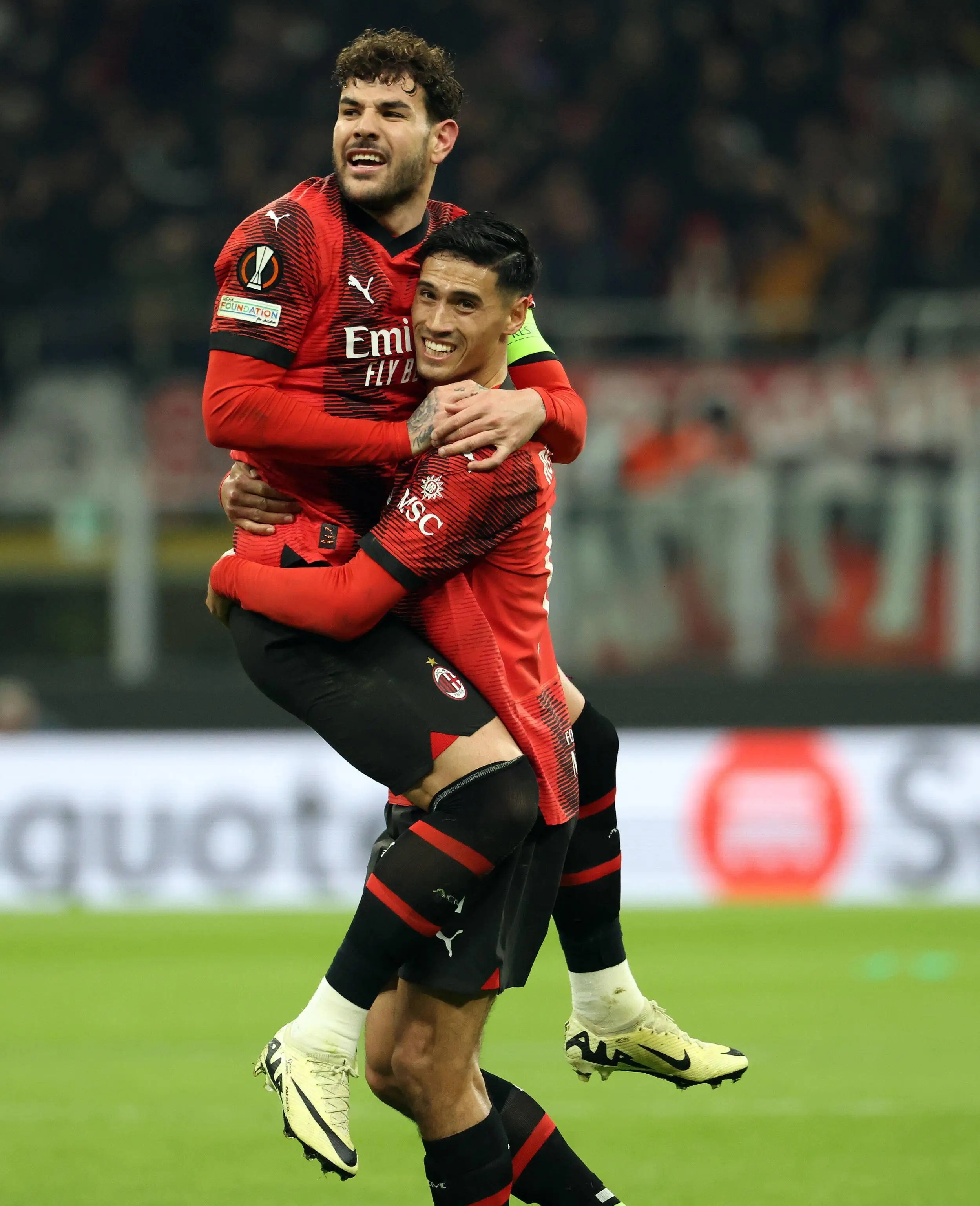 包含冲刺阶段奥兰多魔术备战欧超杯；内部沟通细节曝光；球迷炸锅；年轻球员得到机会的词条